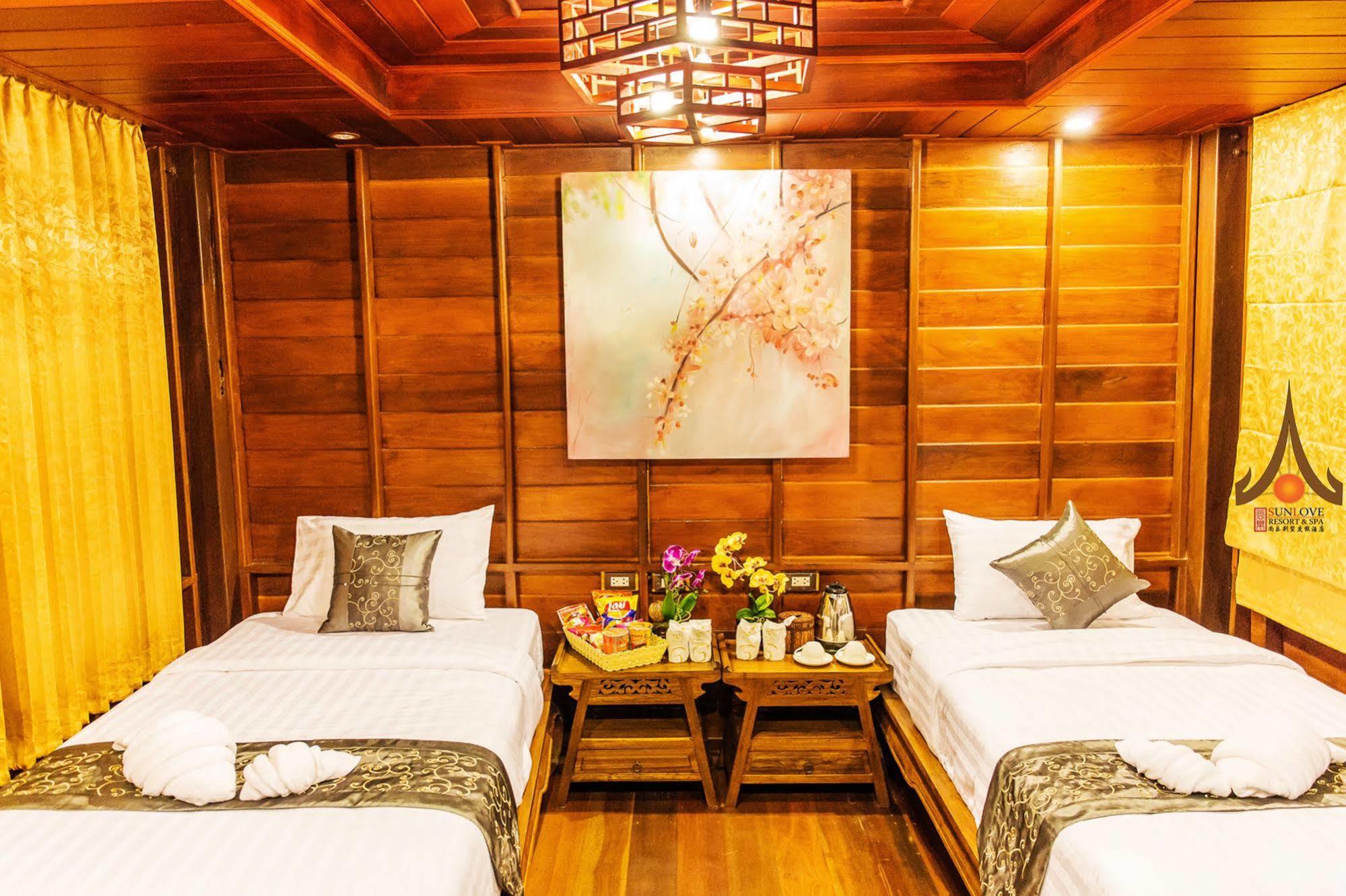 Sunlove Resort And Spa - Grand View Nakhon Pathom Exterior foto