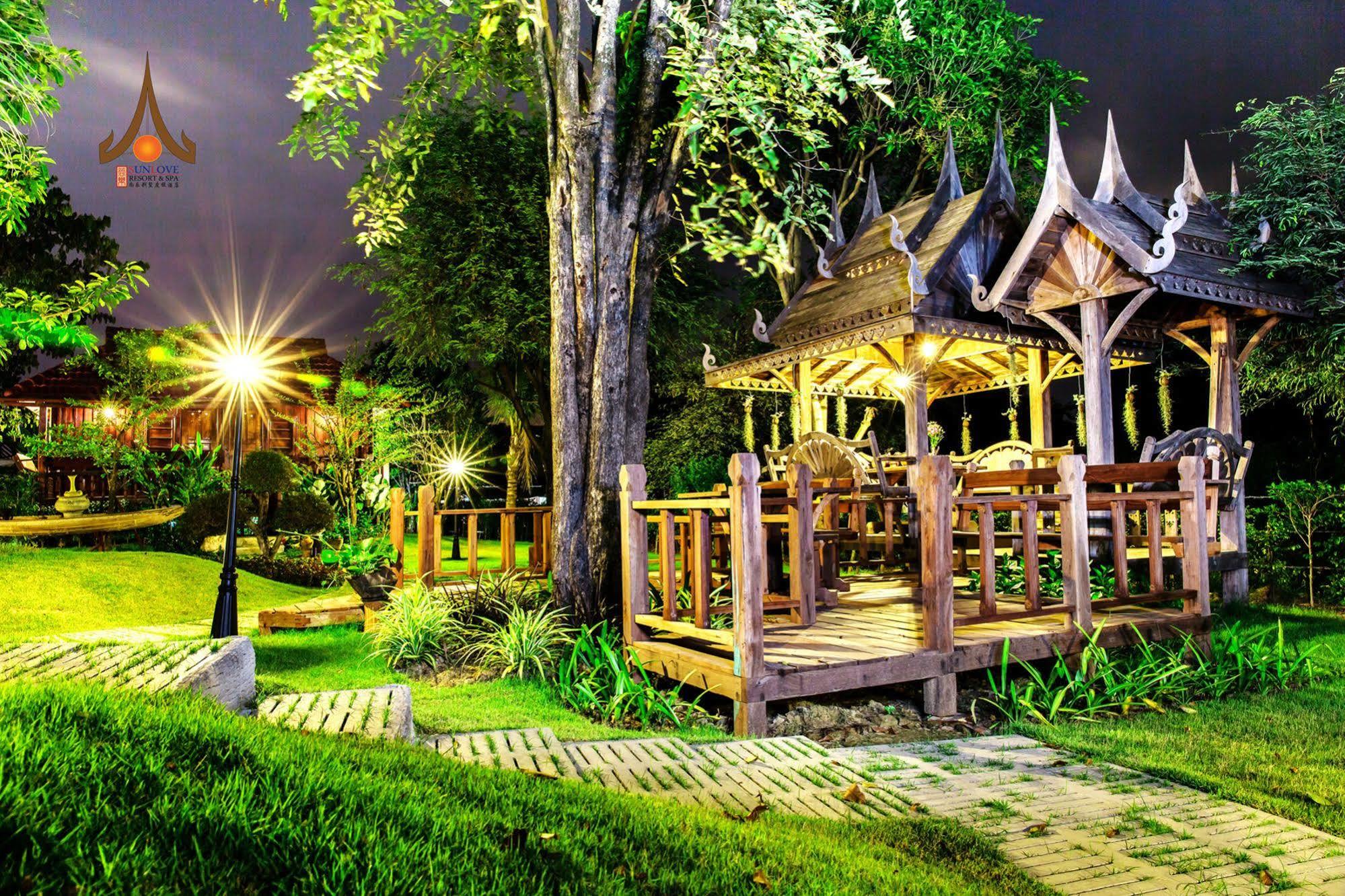 Sunlove Resort And Spa - Grand View Nakhon Pathom Exterior foto